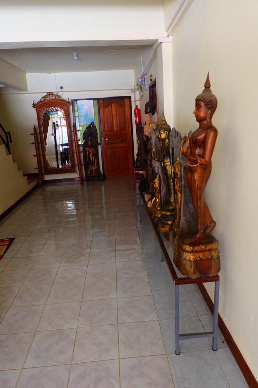J-Safe Guesthouse Sukhothai Bagian luar foto